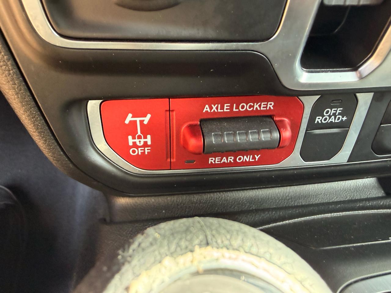 Jeep Wrangler Willys 4 Door 4x4 2024