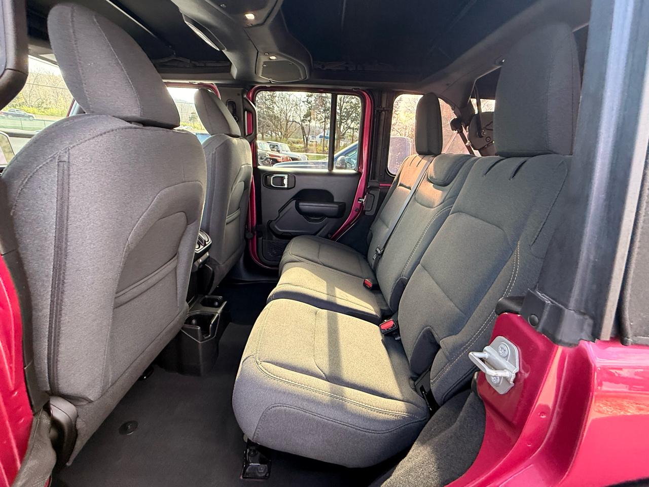 Jeep Wrangler Willys 4 Door 4x4 2024