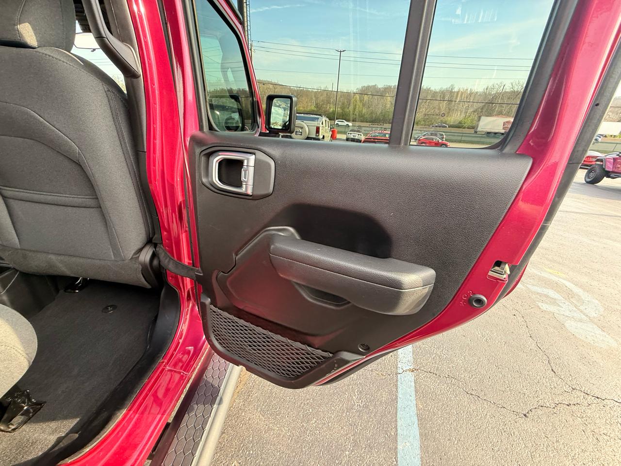 Jeep Wrangler Willys 4 Door 4x4 2024