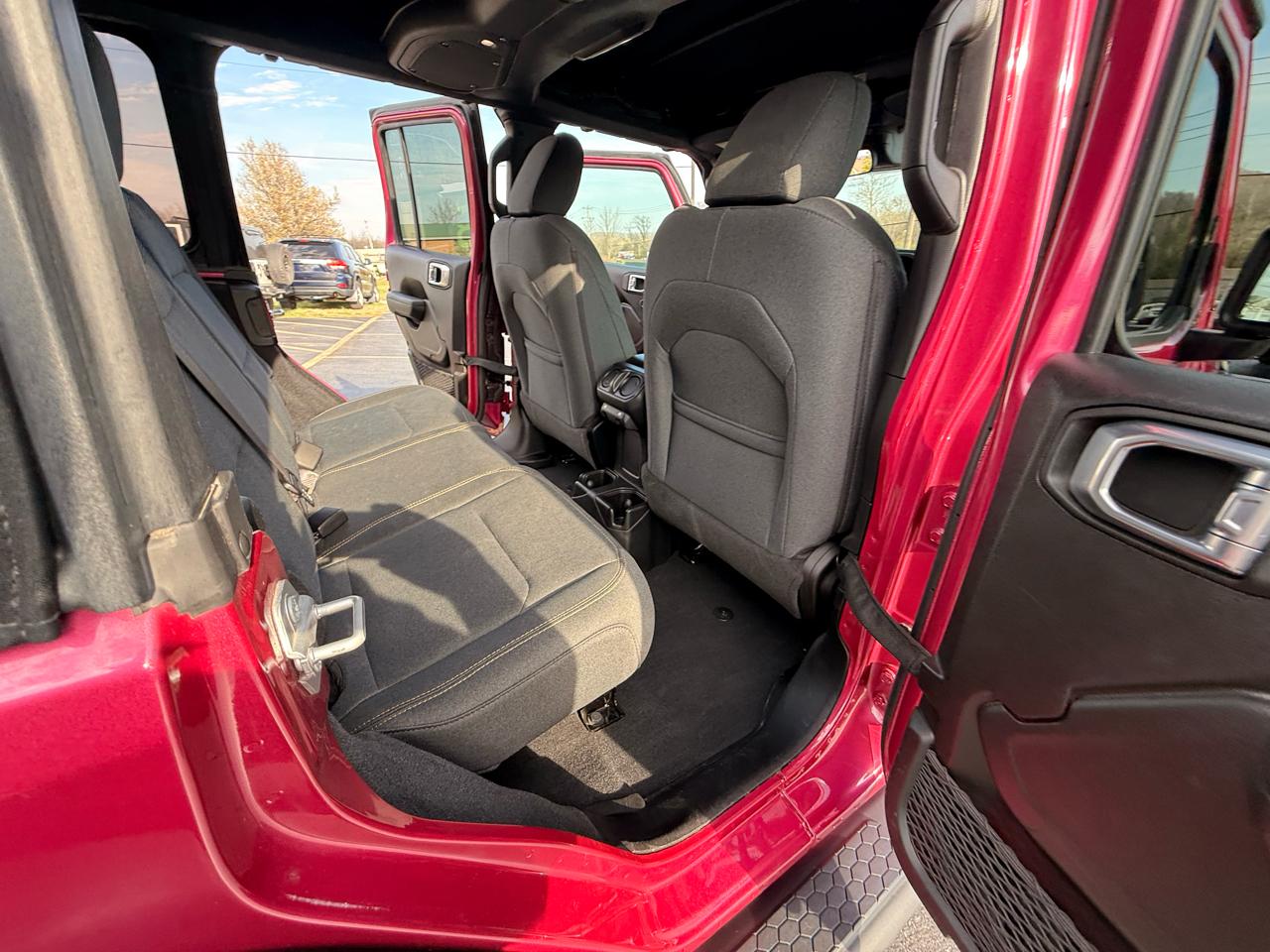 Jeep Wrangler Willys 4 Door 4x4 2024