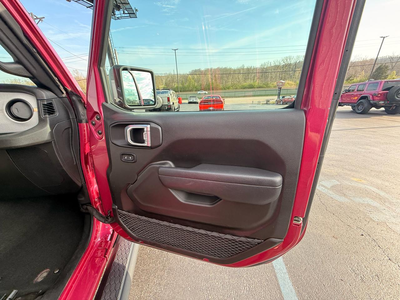 Jeep Wrangler Willys 4 Door 4x4 2024