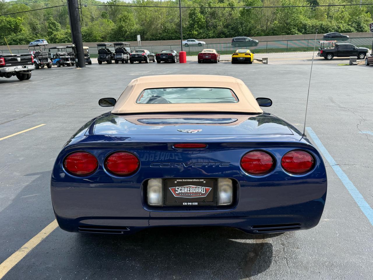 Chevrolet Corvette 2D Convertible 2004