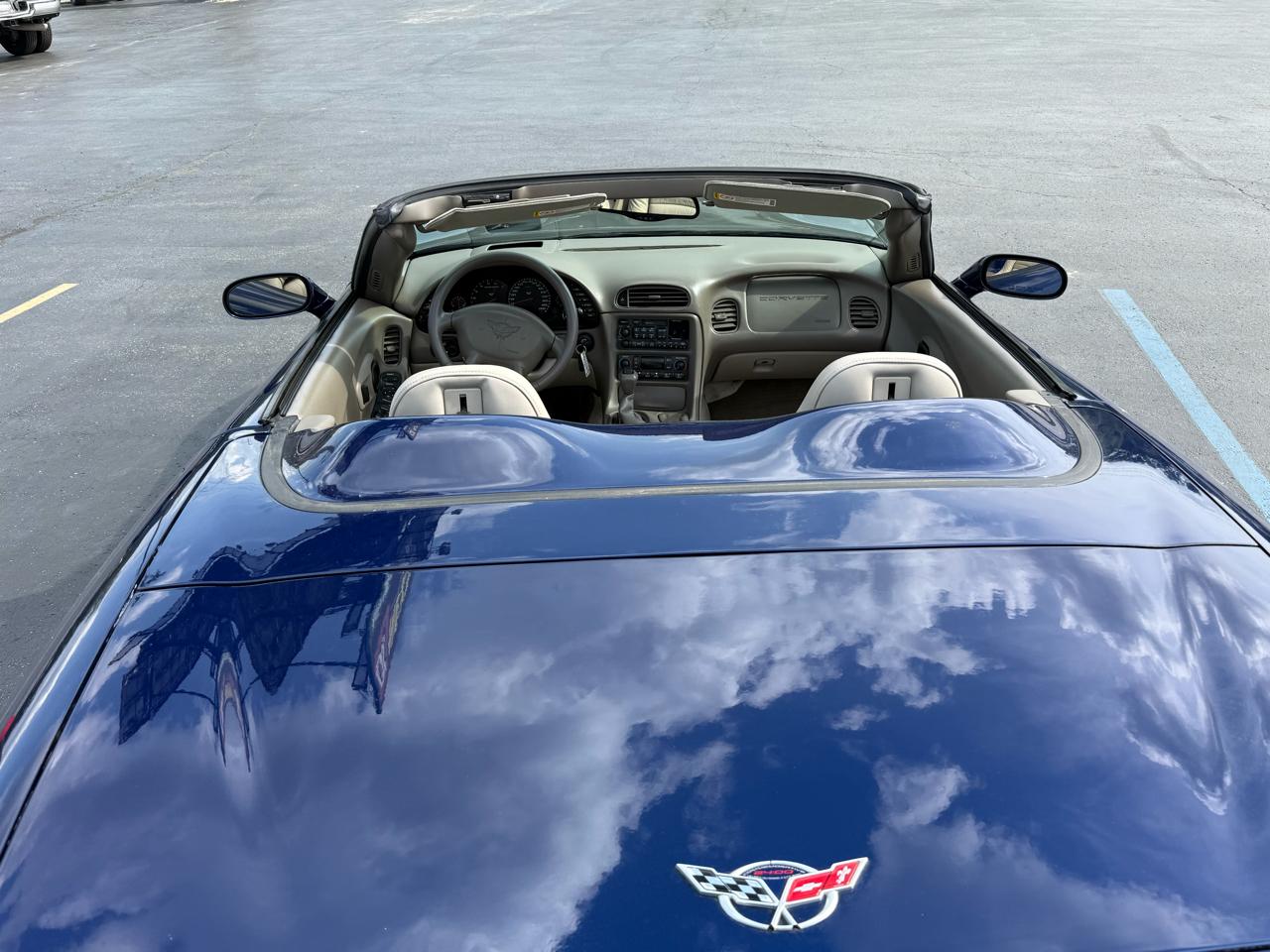 Chevrolet Corvette 2D Convertible 2004