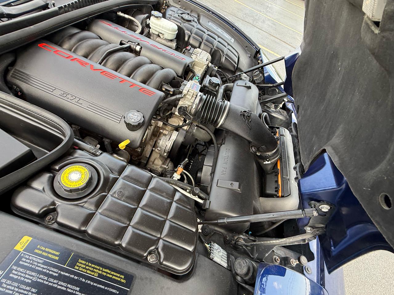 Chevrolet Corvette 2D Convertible 2004