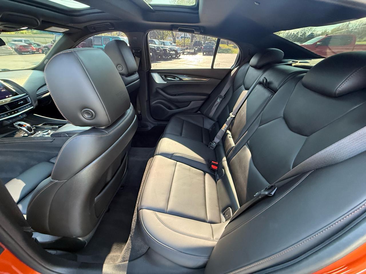 Cadillac CT5-V  2022