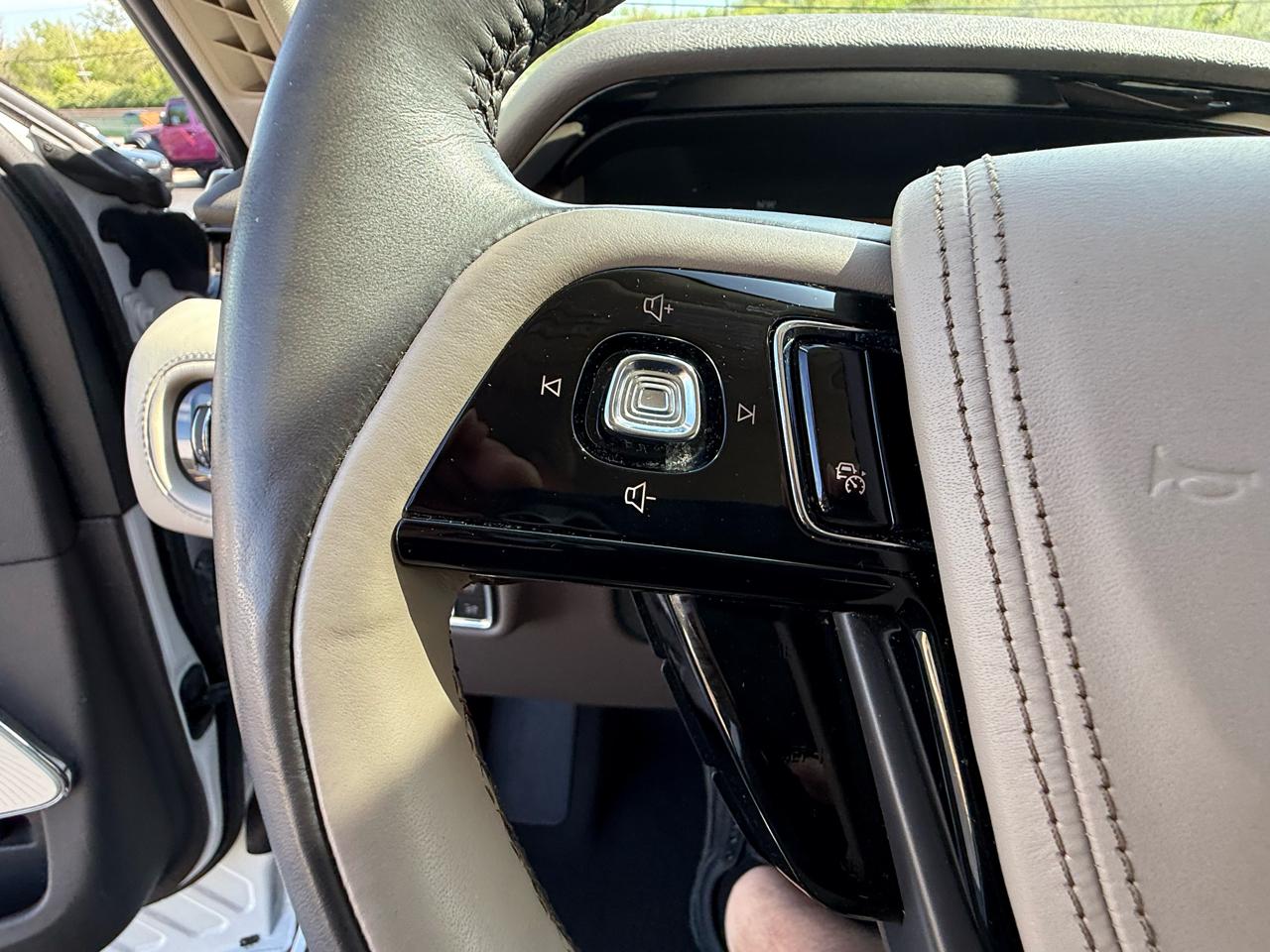 Lincoln Aviator Reserve AWD 2020