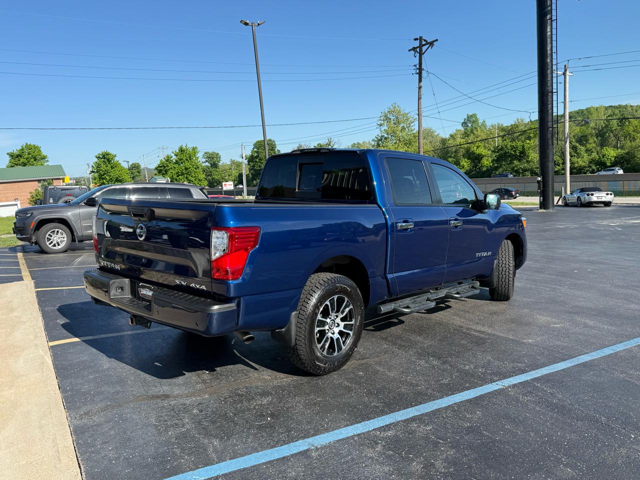 Nissan Titan 4x4 Crew Cab SV 2021