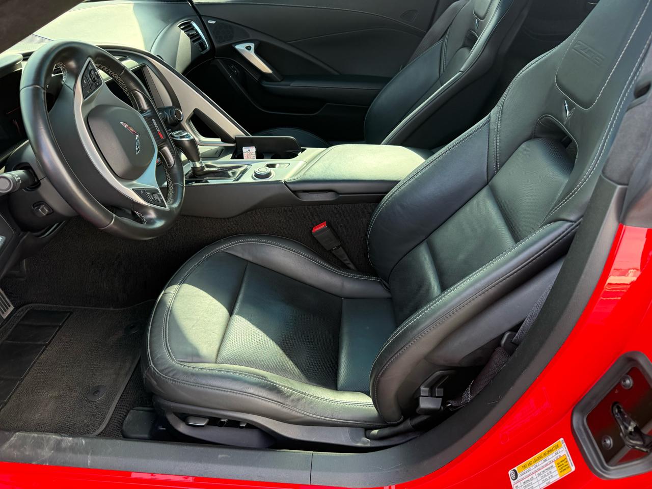 Chevrolet Corvette 2dr Z06 Cpe w/3LZ 2015