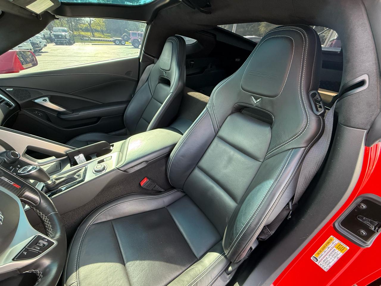 Chevrolet Corvette 2dr Z06 Cpe w/3LZ 2015