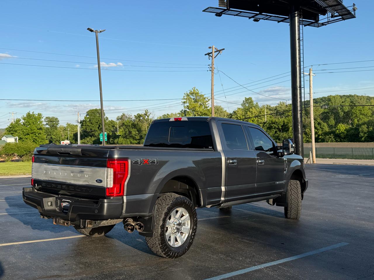 Ford Super Duty F-250 SRW 4WD Crew Cab 156" Platinum 2019