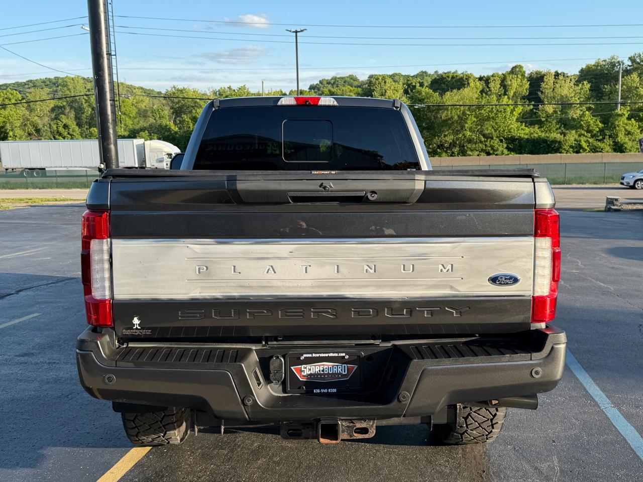 Ford Super Duty F-250 SRW 4WD Crew Cab 156" Platinum 2019