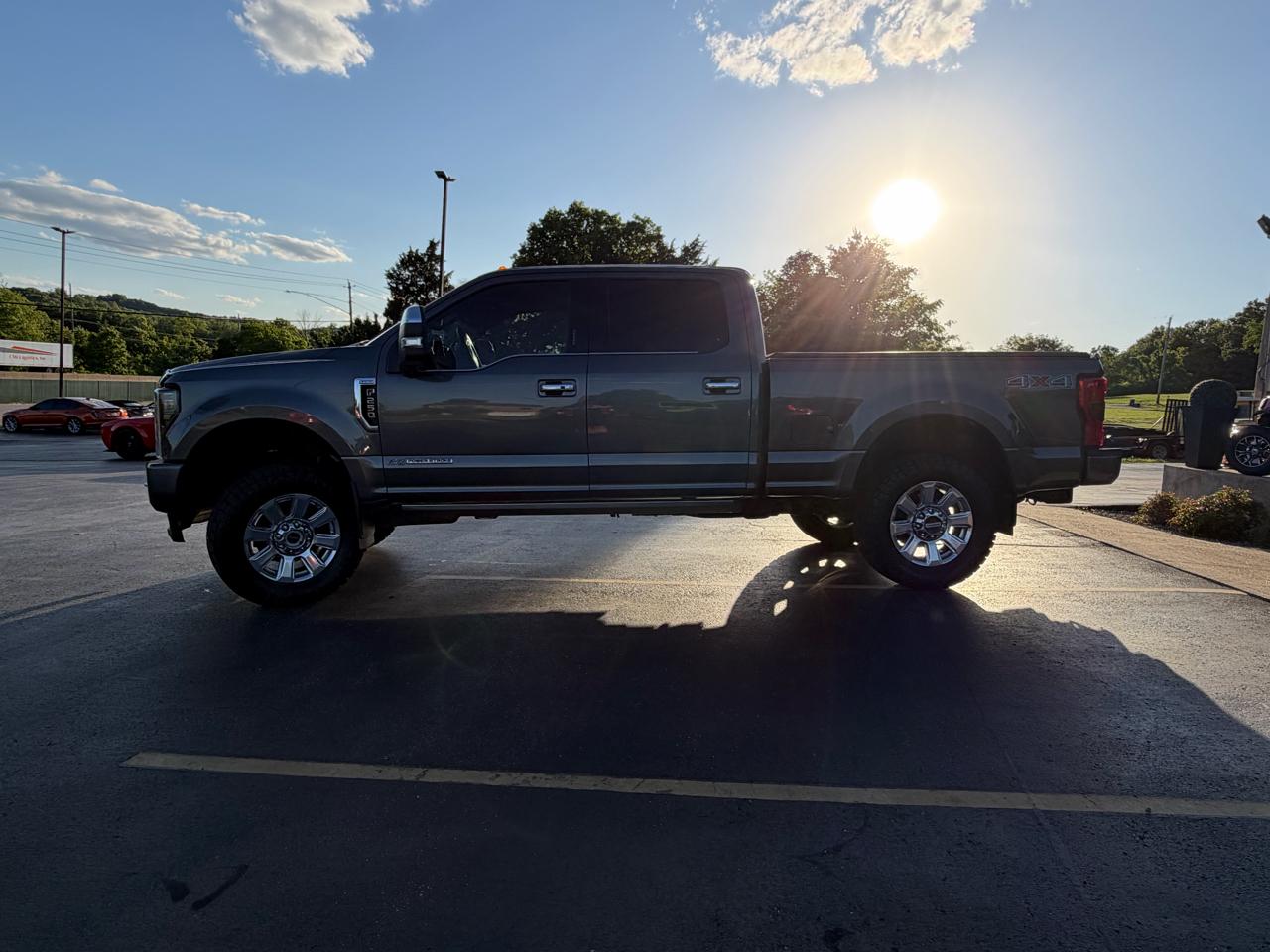 Ford Super Duty F-250 SRW 4WD Crew Cab 156" Platinum 2019