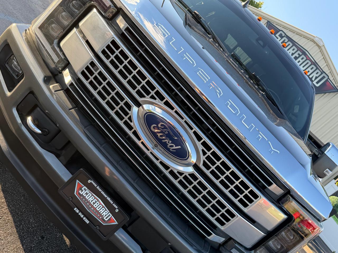 Ford Super Duty F-250 SRW 4WD Crew Cab 156" Platinum 2019