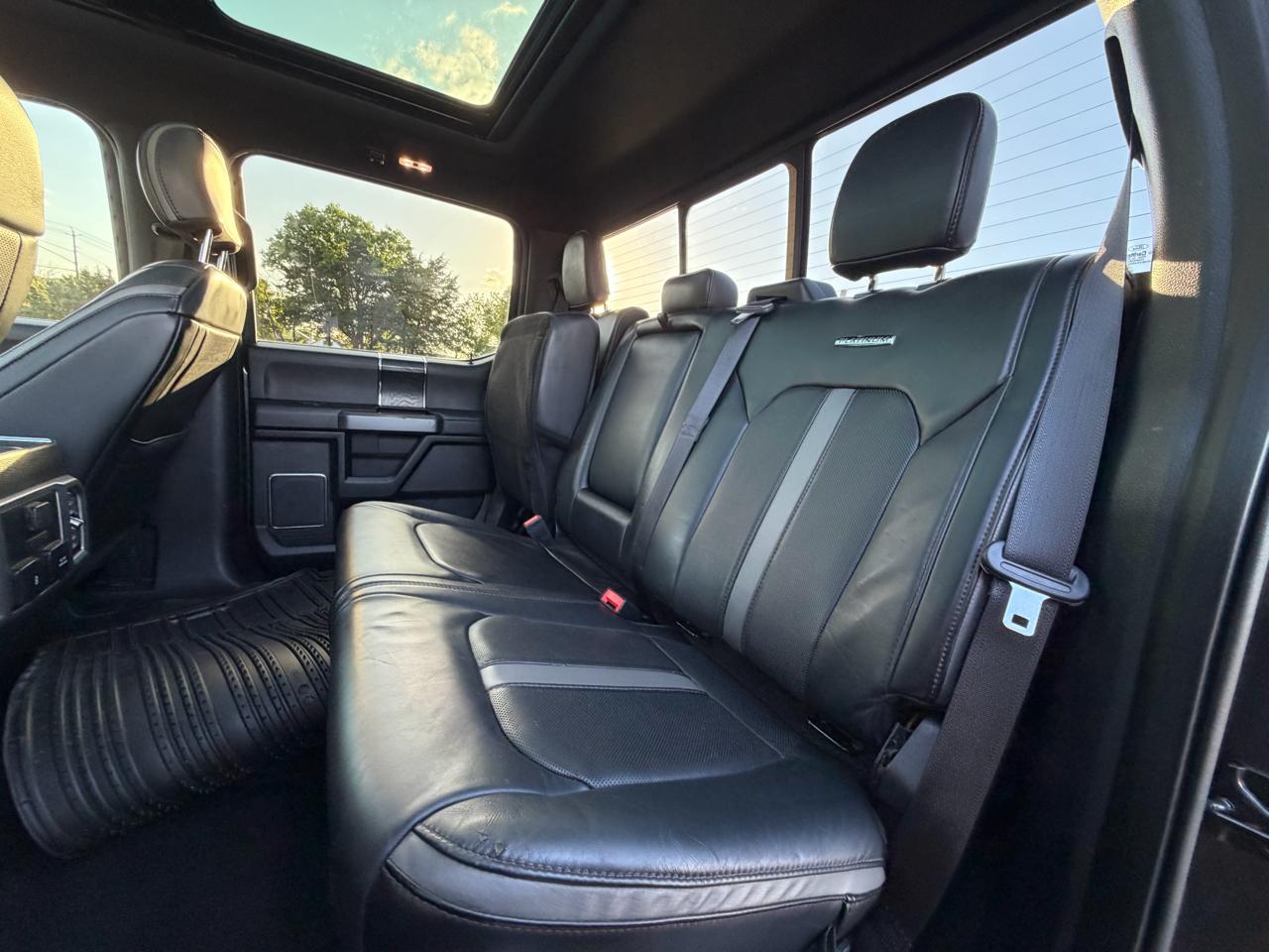 Ford Super Duty F-250 SRW 4WD Crew Cab 156" Platinum 2019