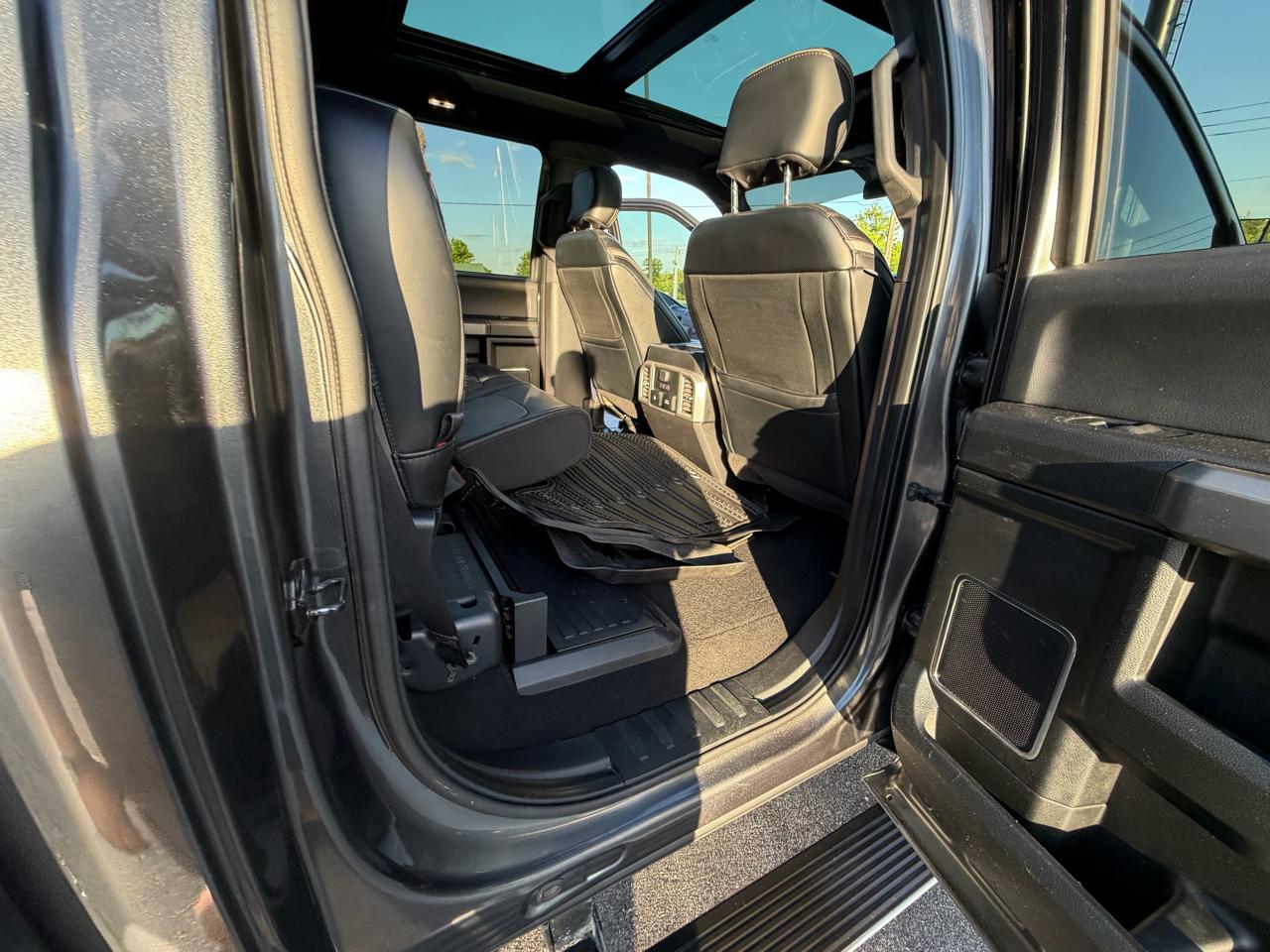 Ford Super Duty F-250 SRW 4WD Crew Cab 156" Platinum 2019