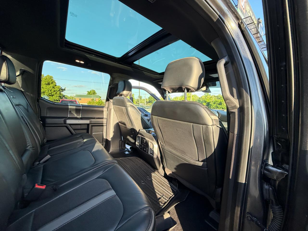 Ford Super Duty F-250 SRW 4WD Crew Cab 156" Platinum 2019