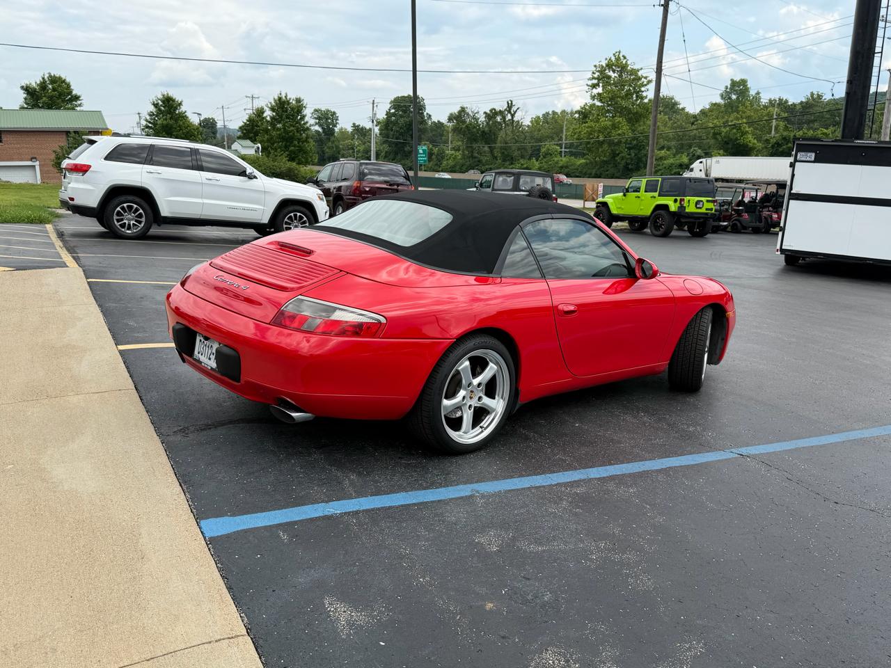 Porsche 911 Carrera 2dr Carrera 4 Cabriolet Tiptronic 2001