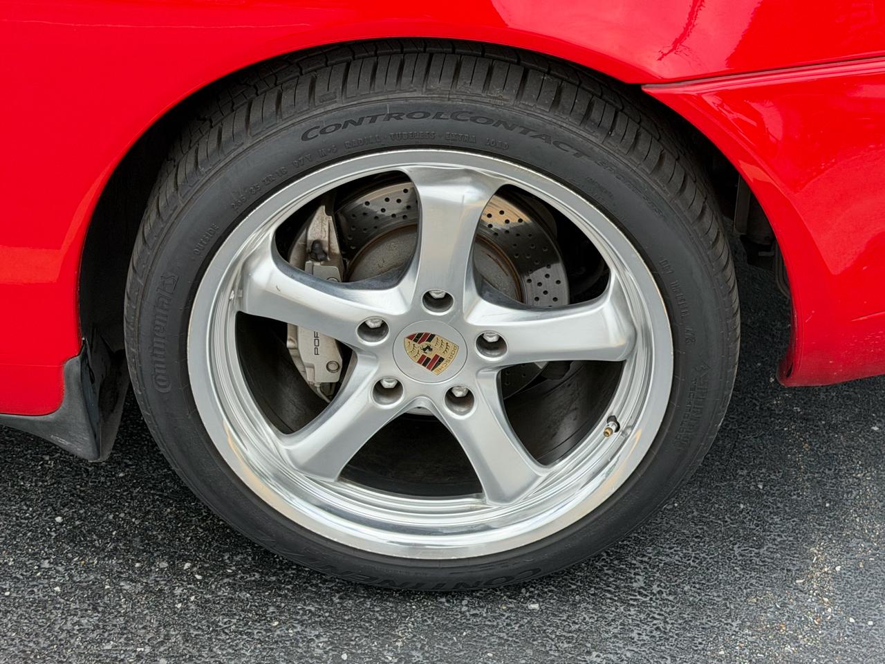 Porsche 911 Carrera 2dr Carrera 4 Cabriolet Tiptronic 2001