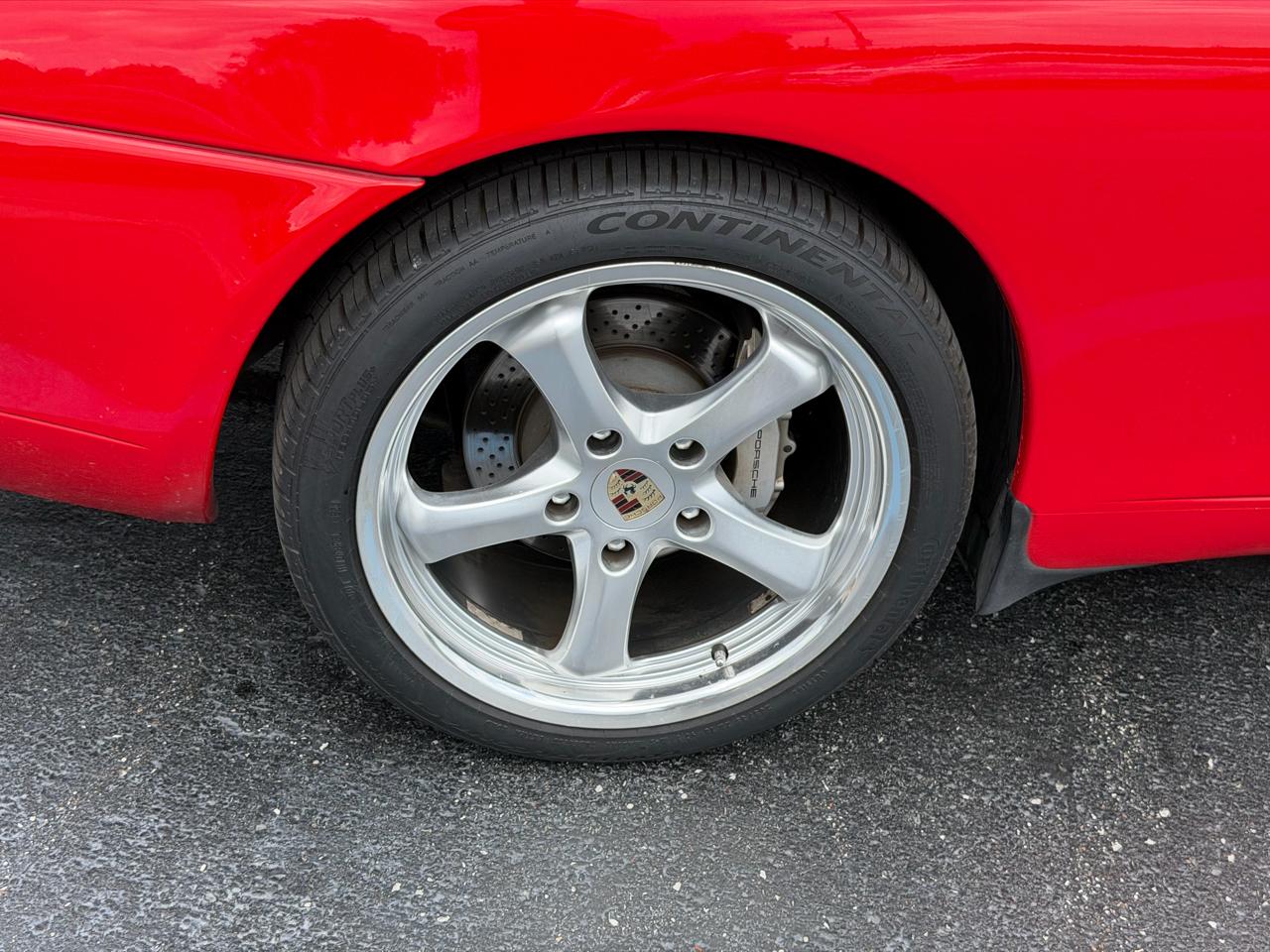 Porsche 911 Carrera 2dr Carrera 4 Cabriolet Tiptronic 2001