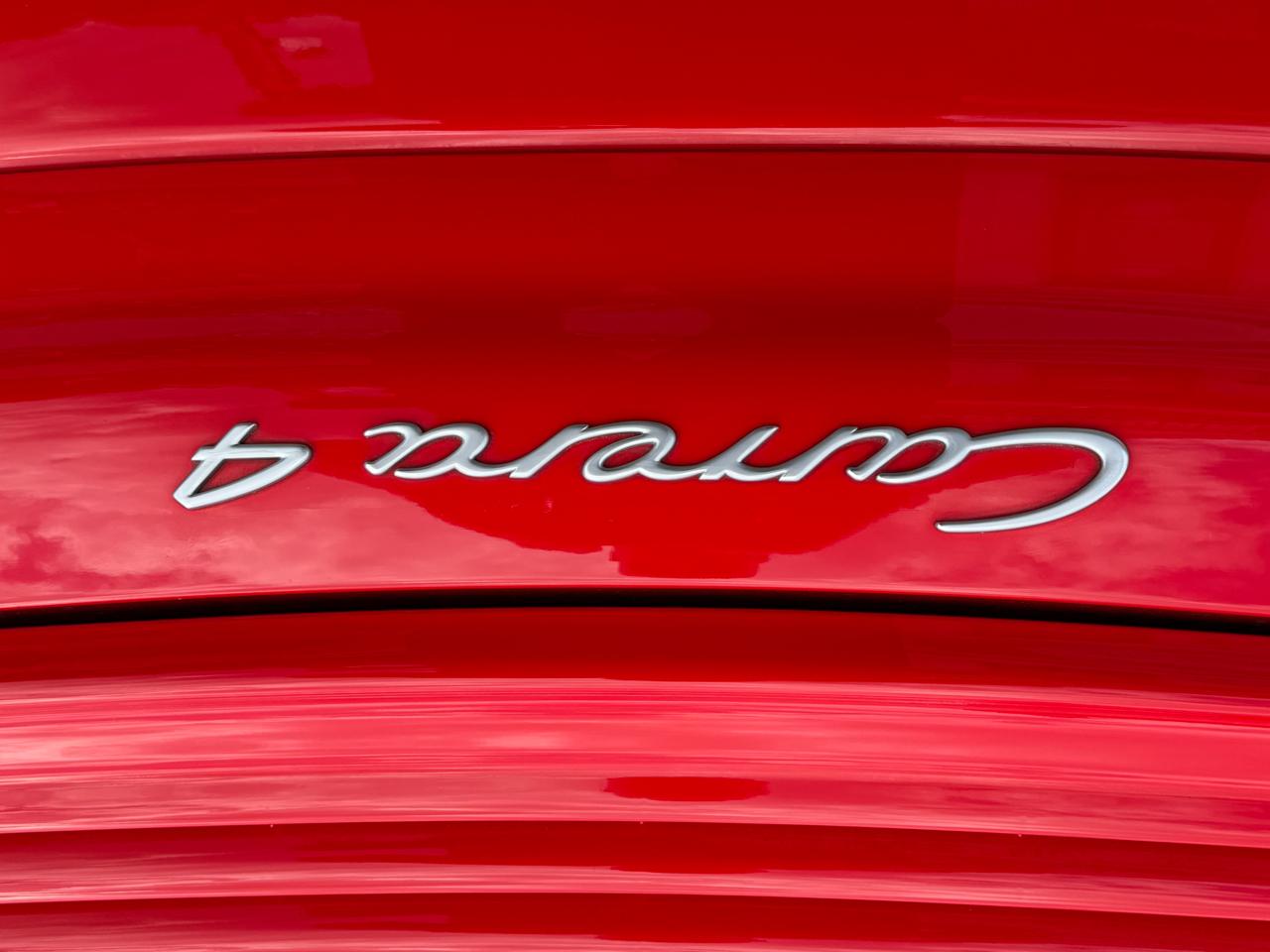 Porsche 911 Carrera 2dr Carrera 4 Cabriolet Tiptronic 2001