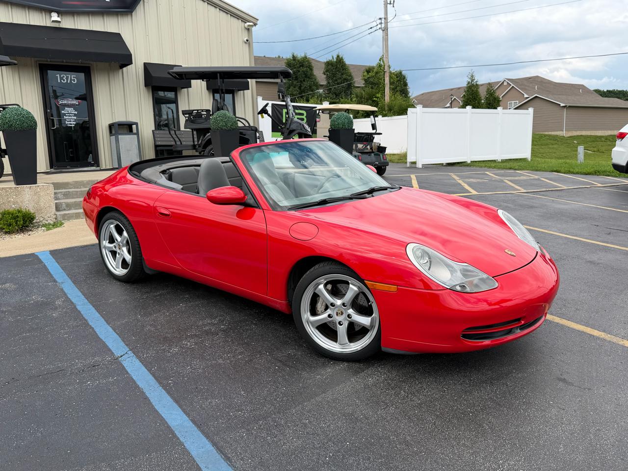 Porsche 911 Carrera 2dr Carrera 4 Cabriolet Tiptronic 2001