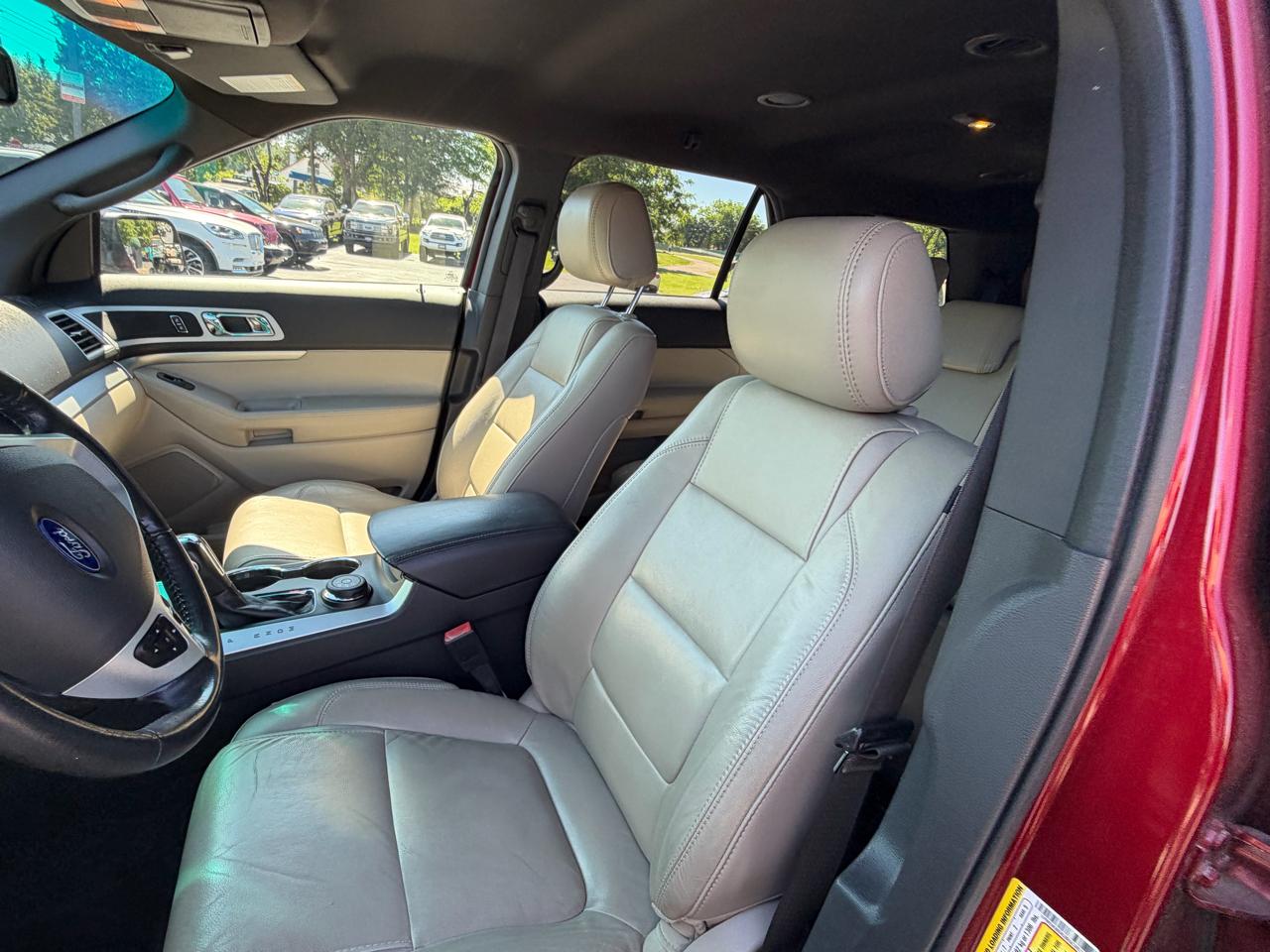 Ford Explorer 4WD 4dr XLT 2014