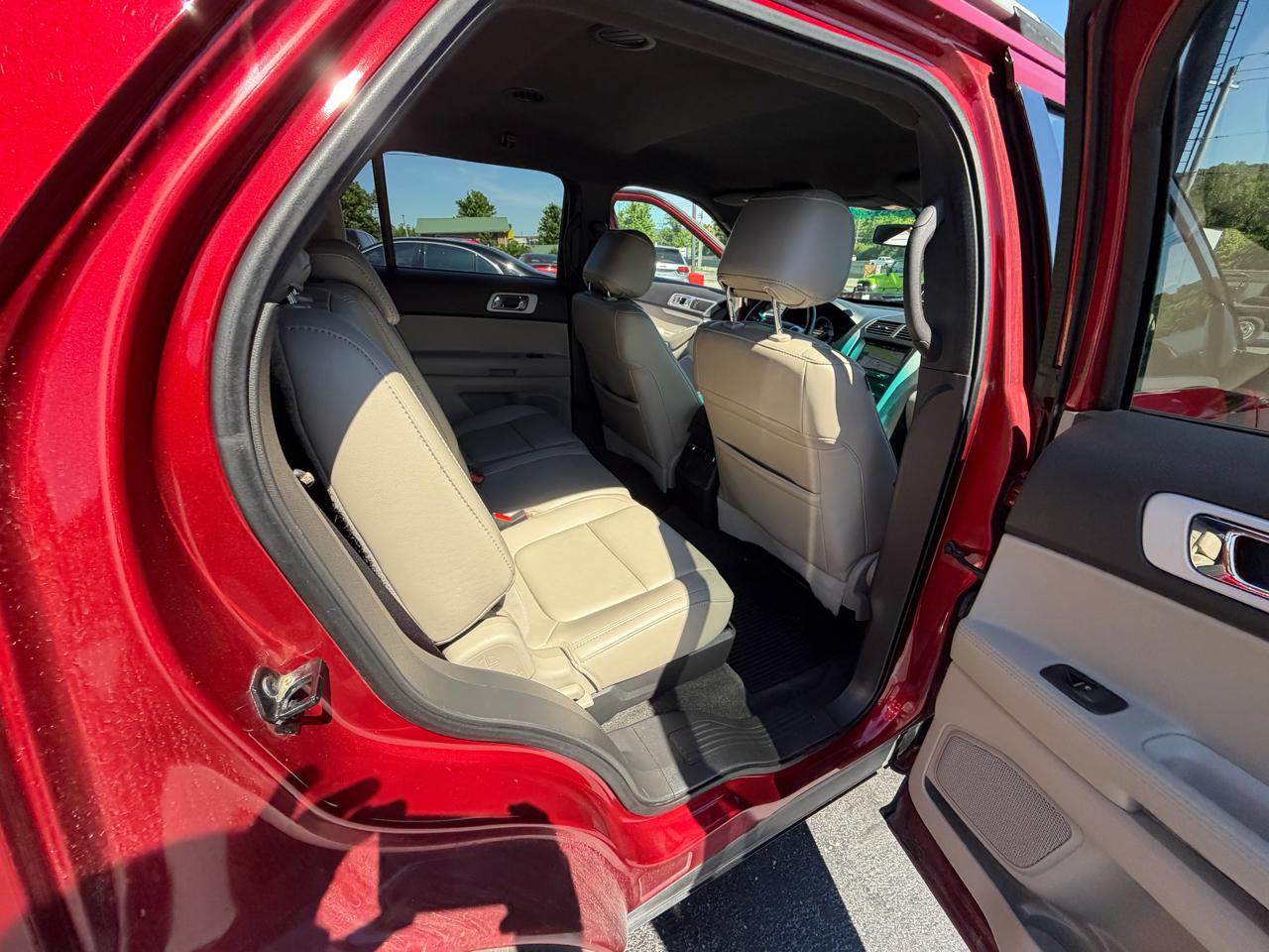 Ford Explorer 4WD 4dr XLT 2014