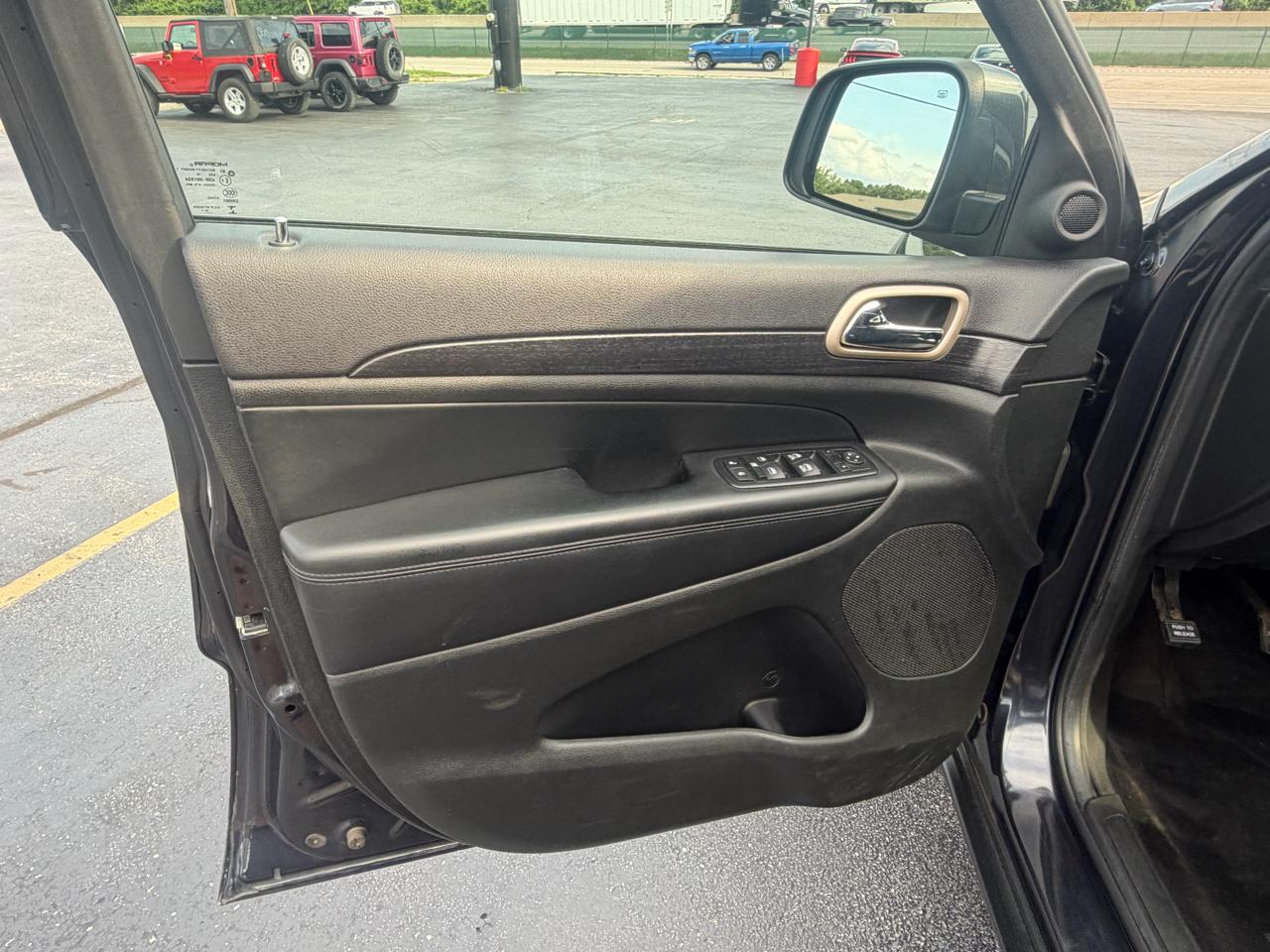Jeep Grand Cherokee 4WD 4dr Laredo 2014