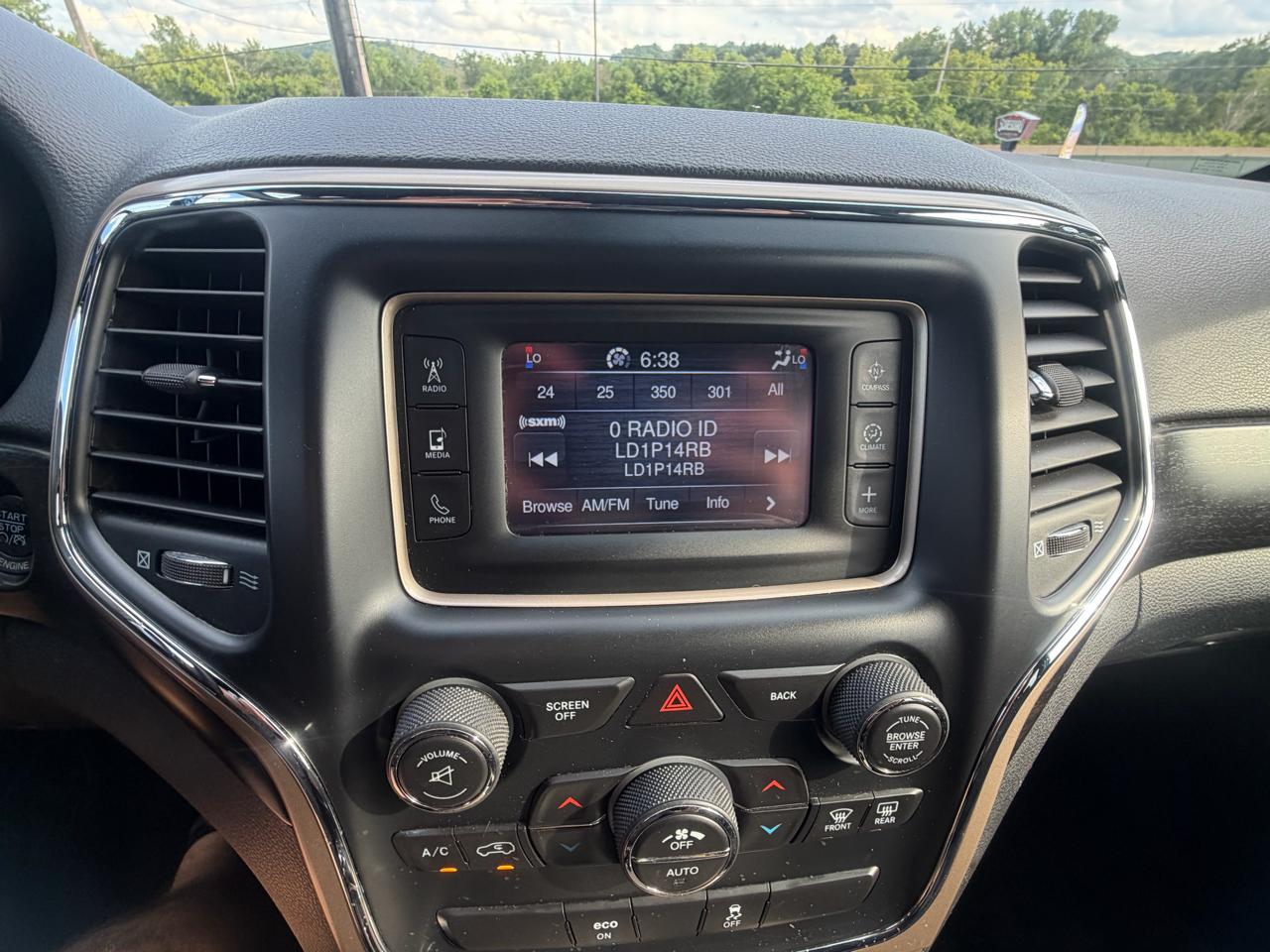 Jeep Grand Cherokee 4WD 4dr Laredo 2014