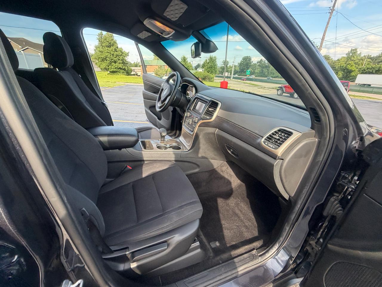 Jeep Grand Cherokee 4WD 4dr Laredo 2014