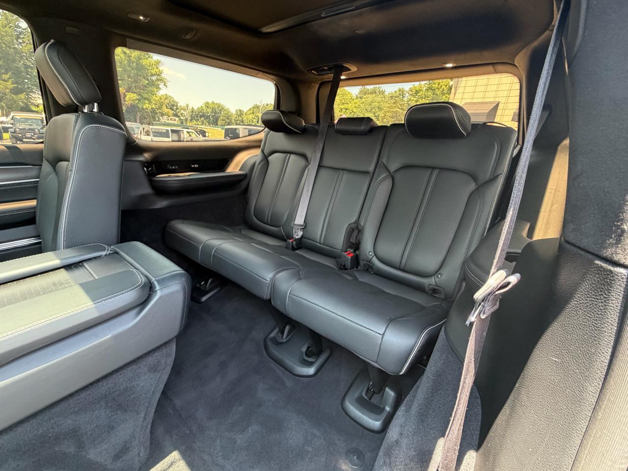 Jeep Grand Wagoneer Series II Obsidian 4x4 2022