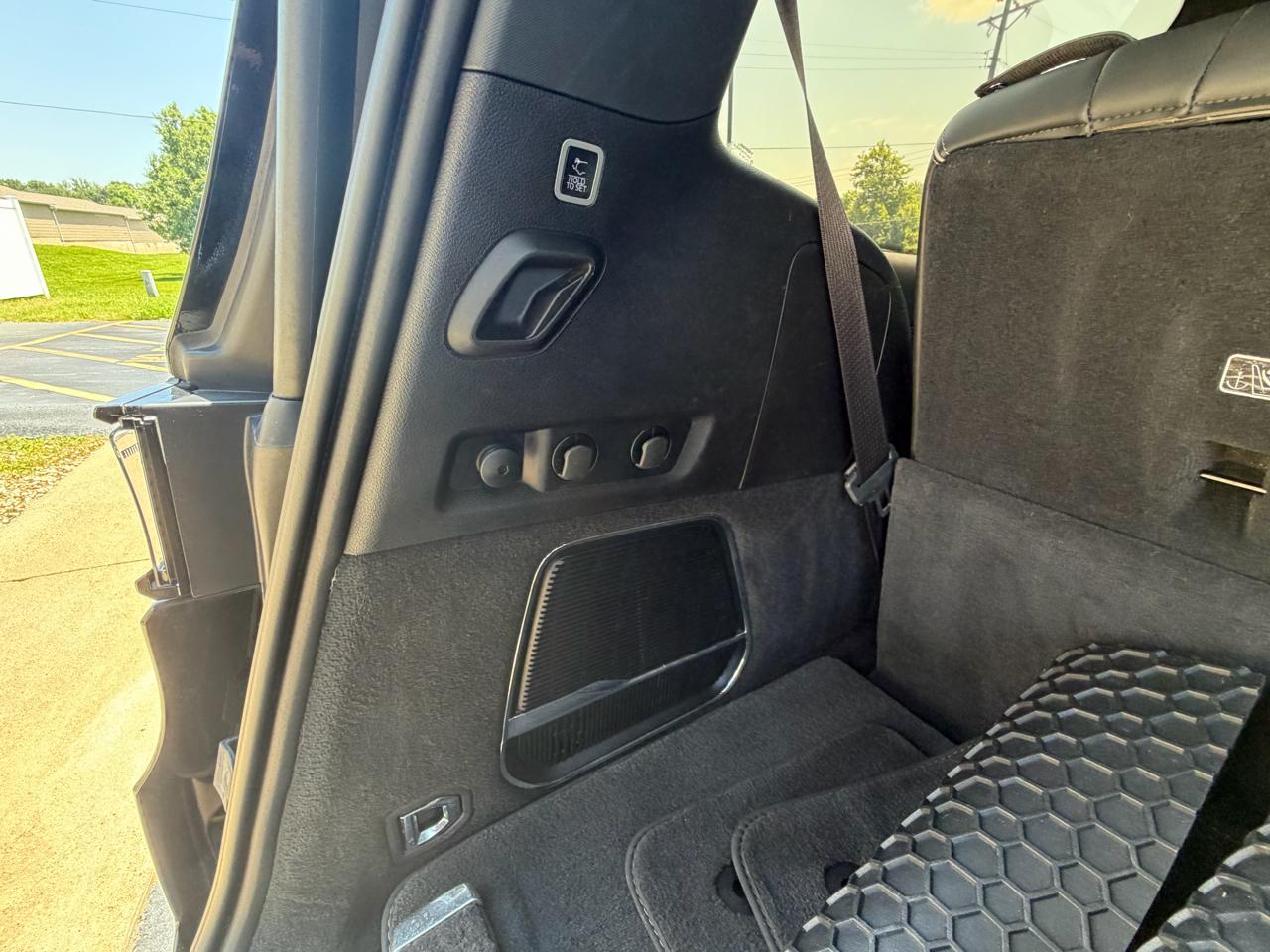 Jeep Grand Wagoneer Series II Obsidian 4x4 2022