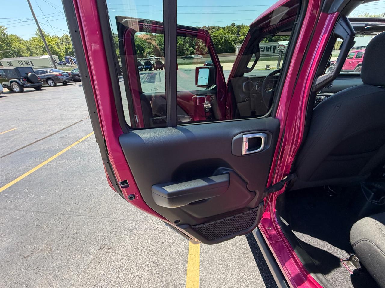 Jeep Wrangler Unlimited Willys 4x4 2021