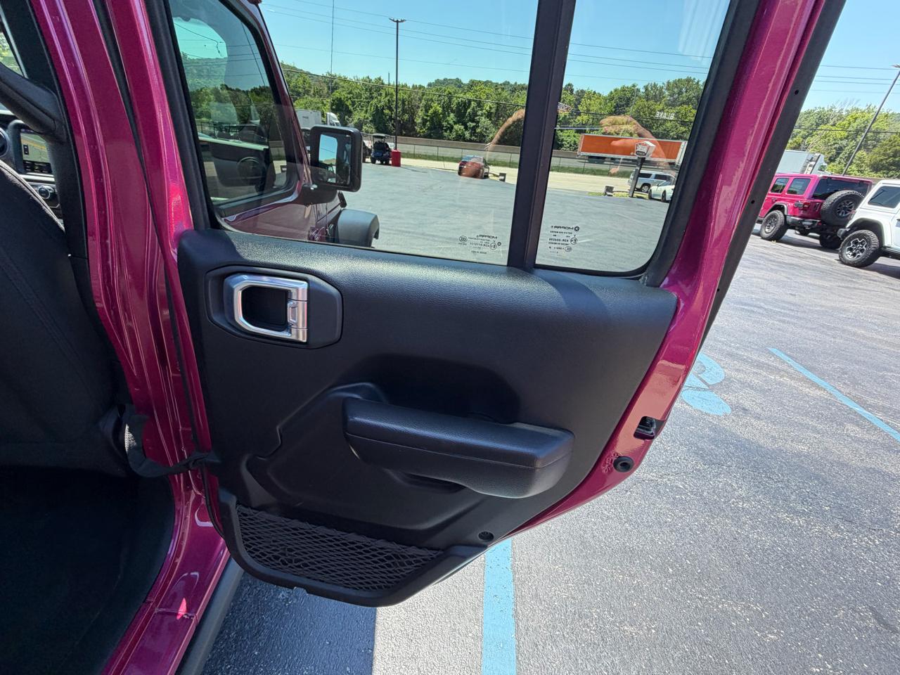 Jeep Wrangler Unlimited Willys 4x4 2021