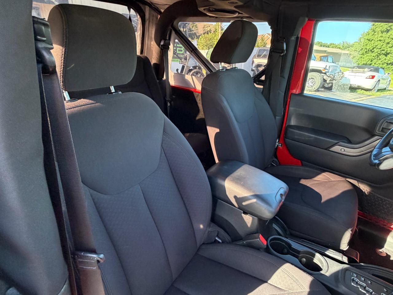 Jeep Wrangler 4WD 2dr Sport 2014