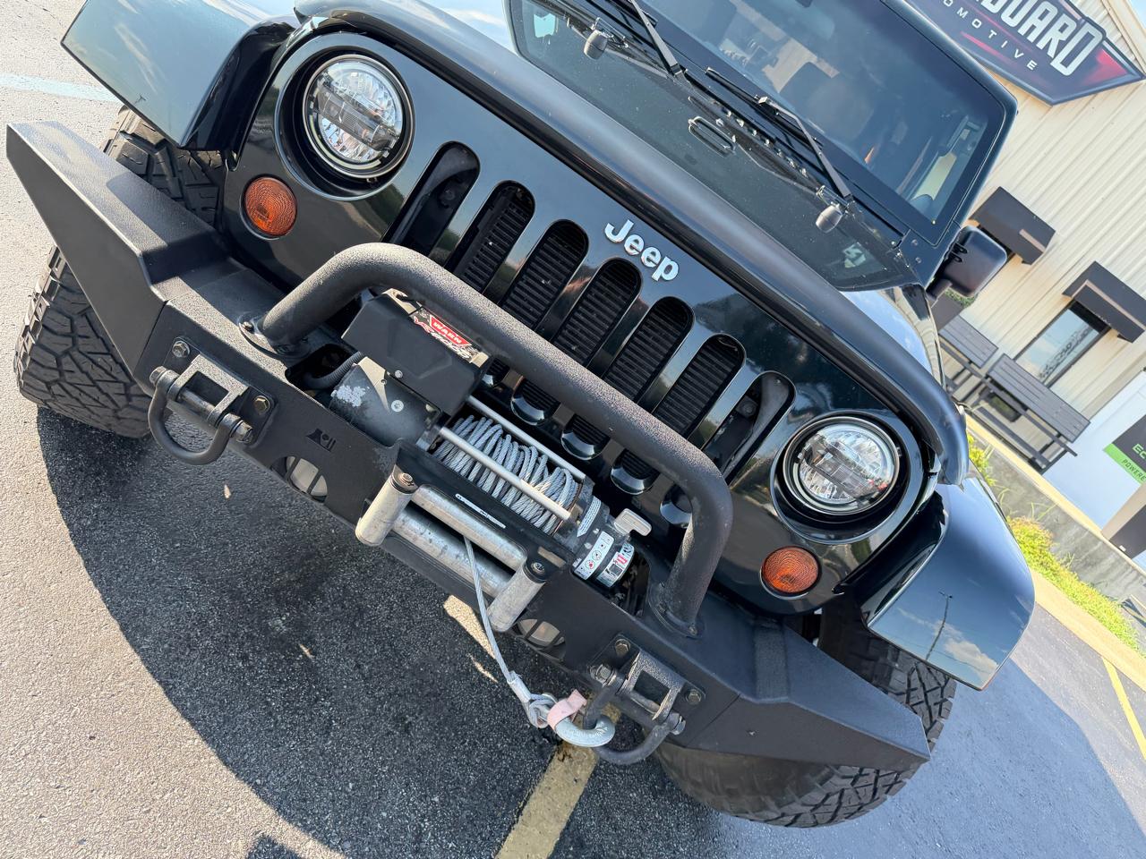 Jeep Wrangler 4WD 2dr Sahara 2012