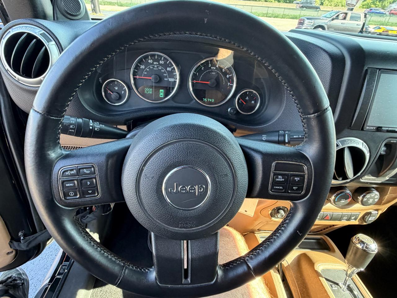 Jeep Wrangler 4WD 2dr Sahara 2012