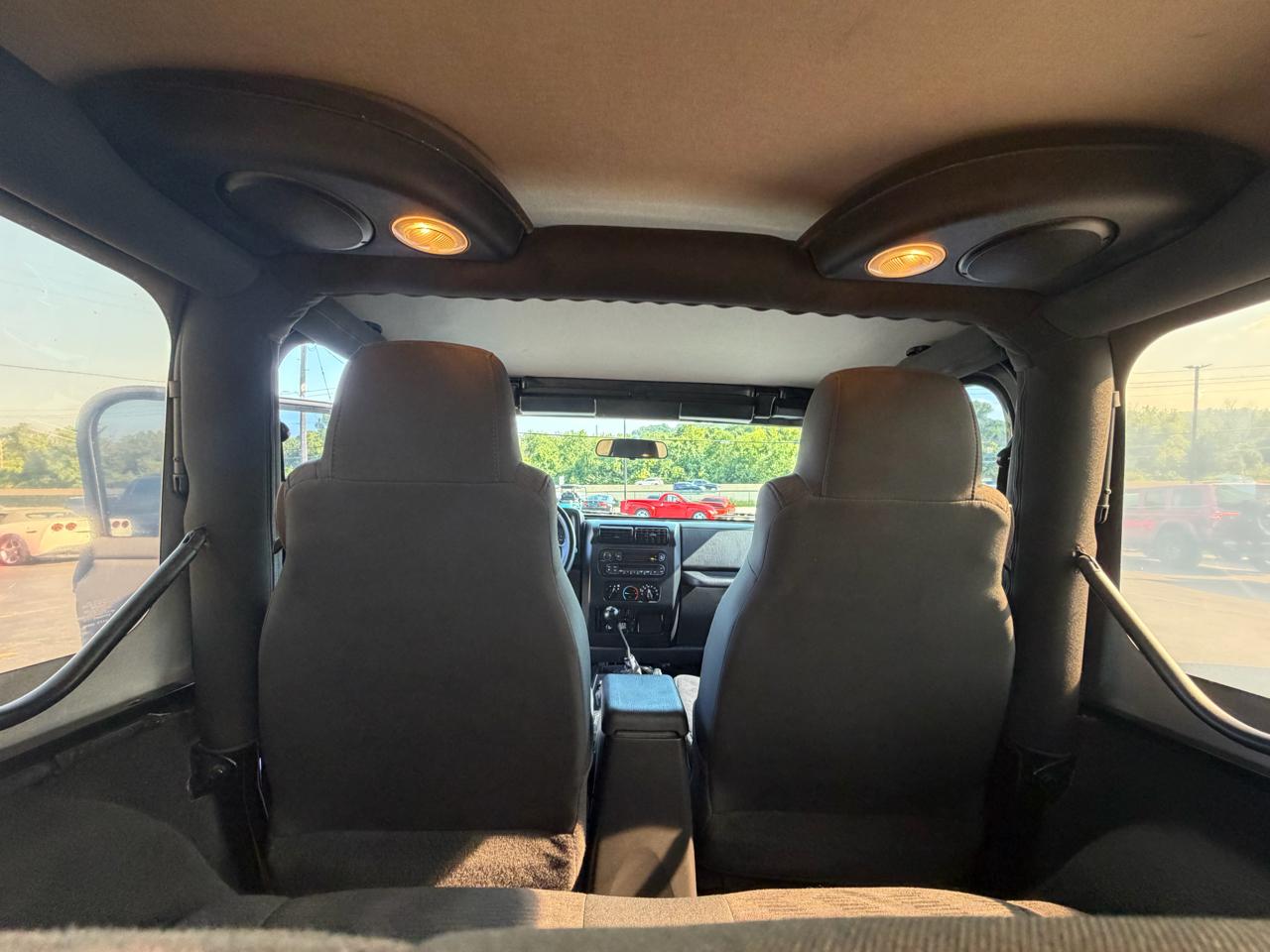 Jeep Wrangler 2dr X 2005