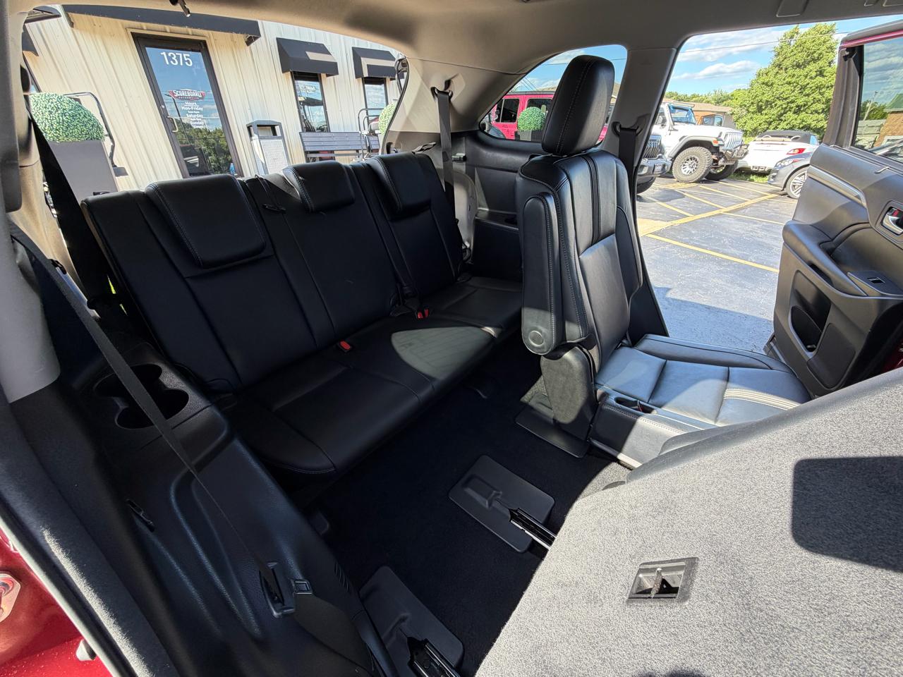 Toyota Highlander SE V6 AWD (Natl) 2018