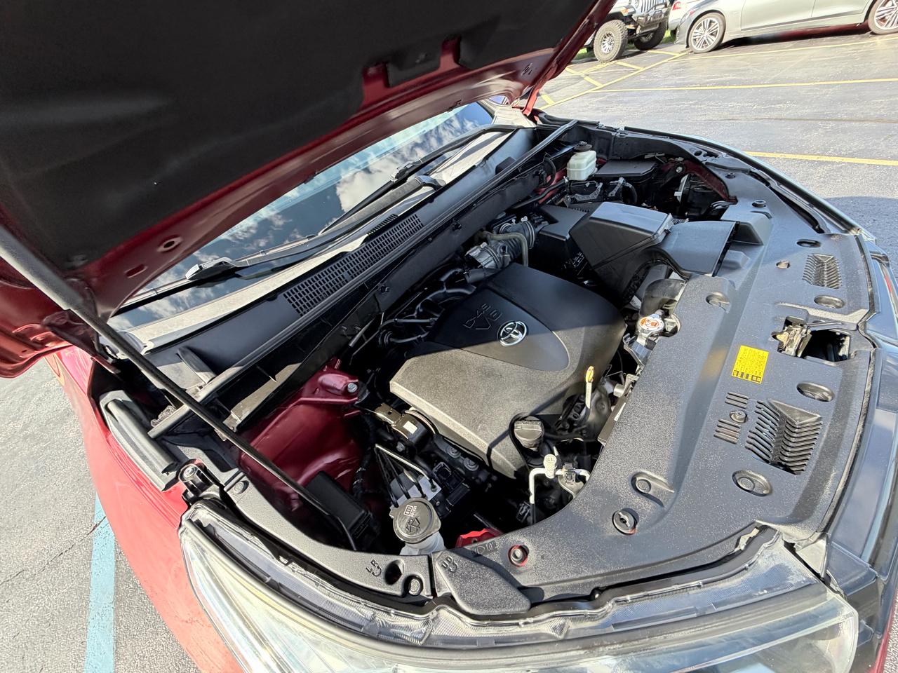 Toyota Highlander SE V6 AWD (Natl) 2018