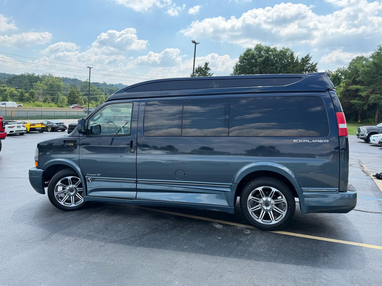 Chevrolet Express Cargo Van  2017