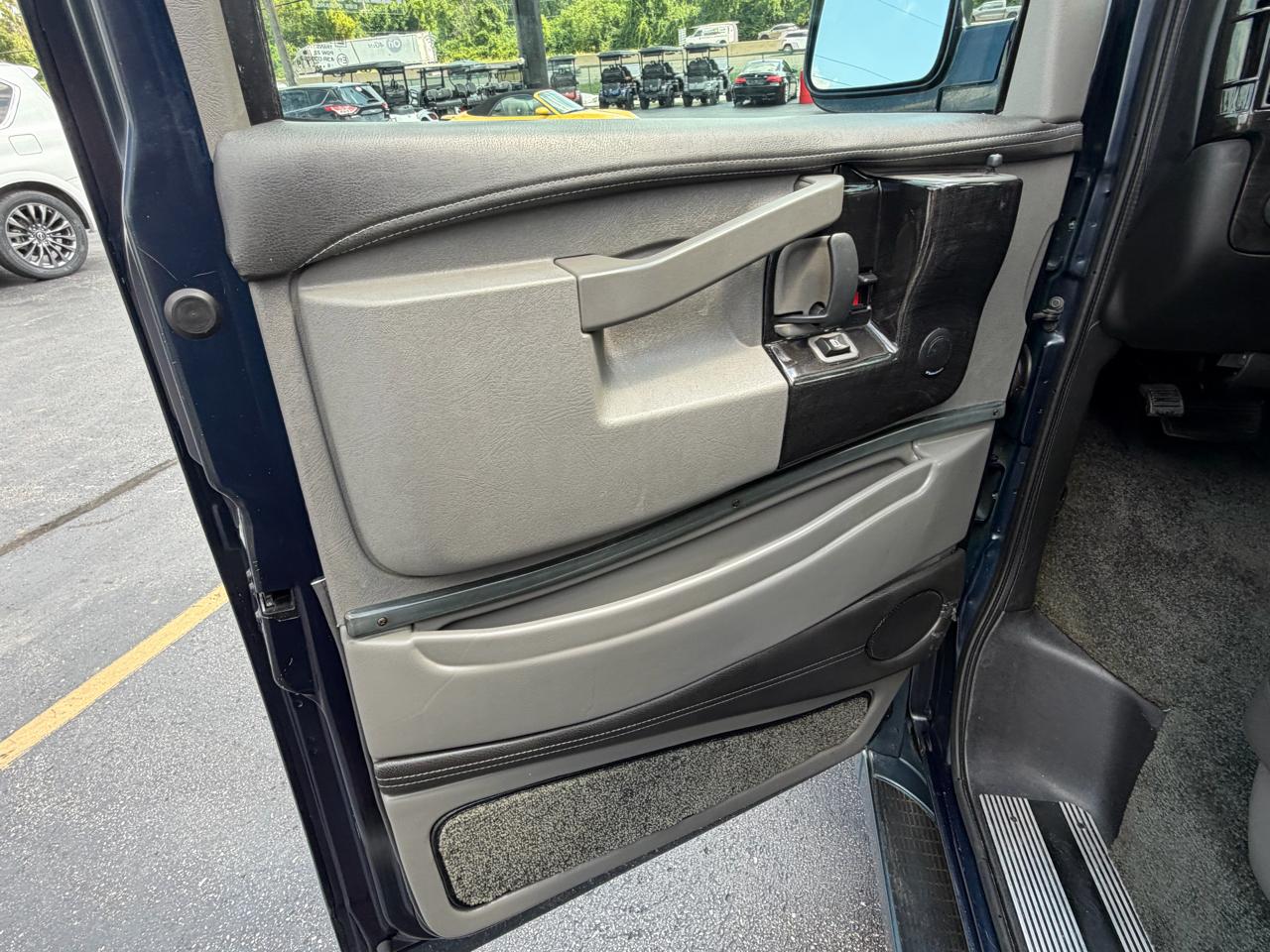 Chevrolet Express Cargo Van  2017