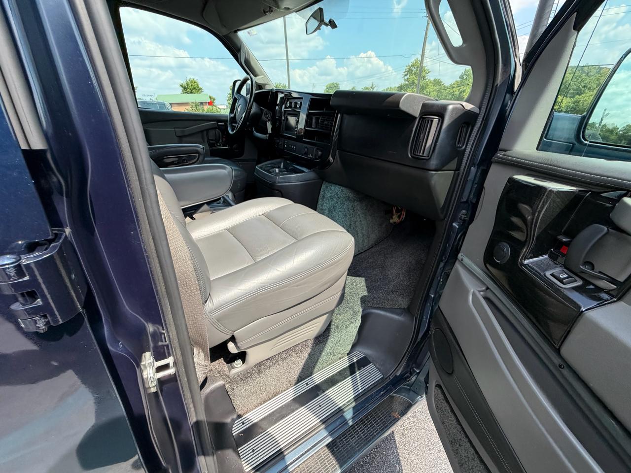 Chevrolet Express Cargo Van  2017