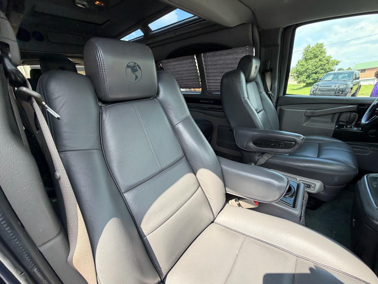 Chevrolet Express Cargo Van  2017
