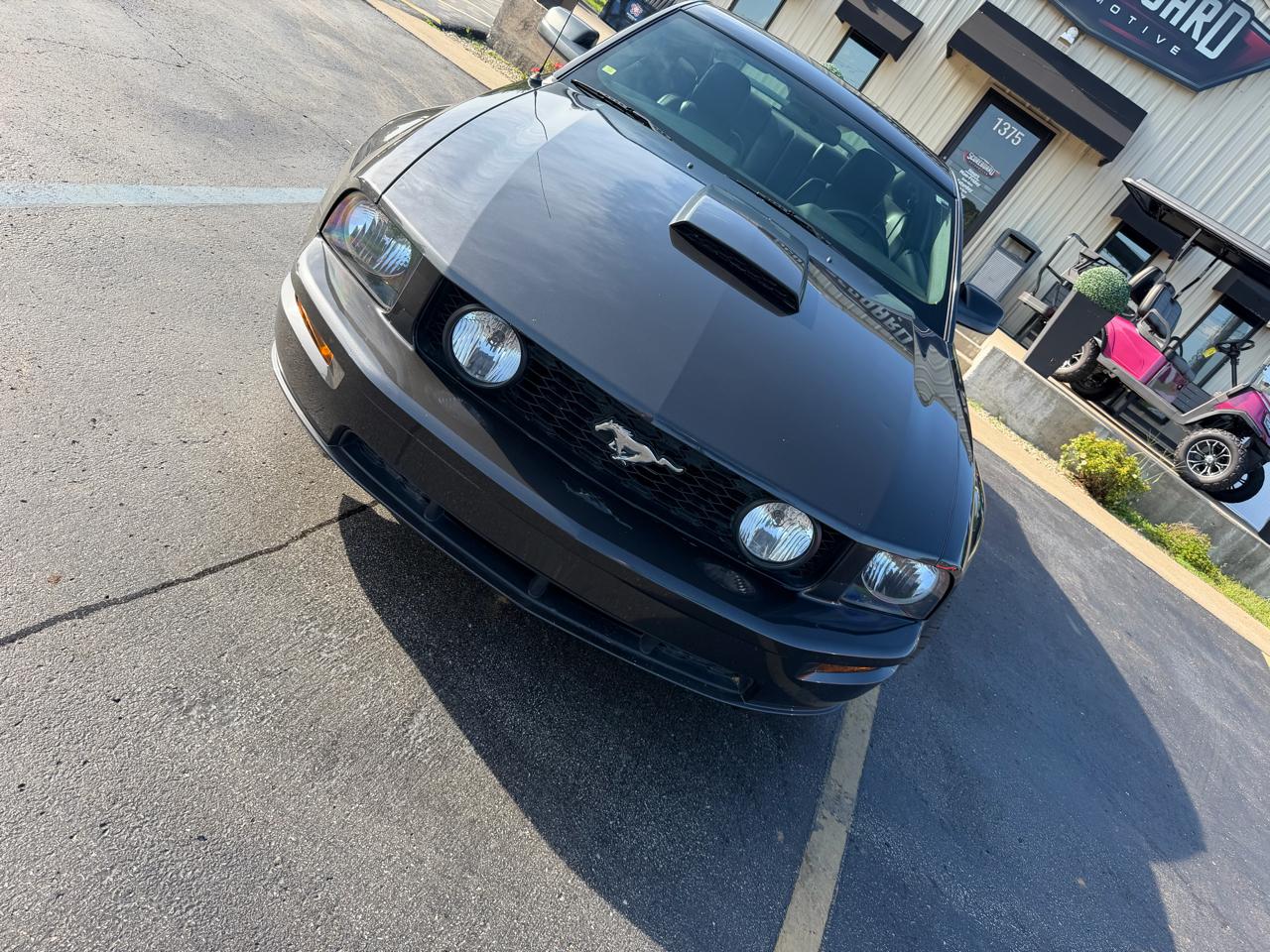 Ford Mustang 2dr Cpe GT Deluxe 2007