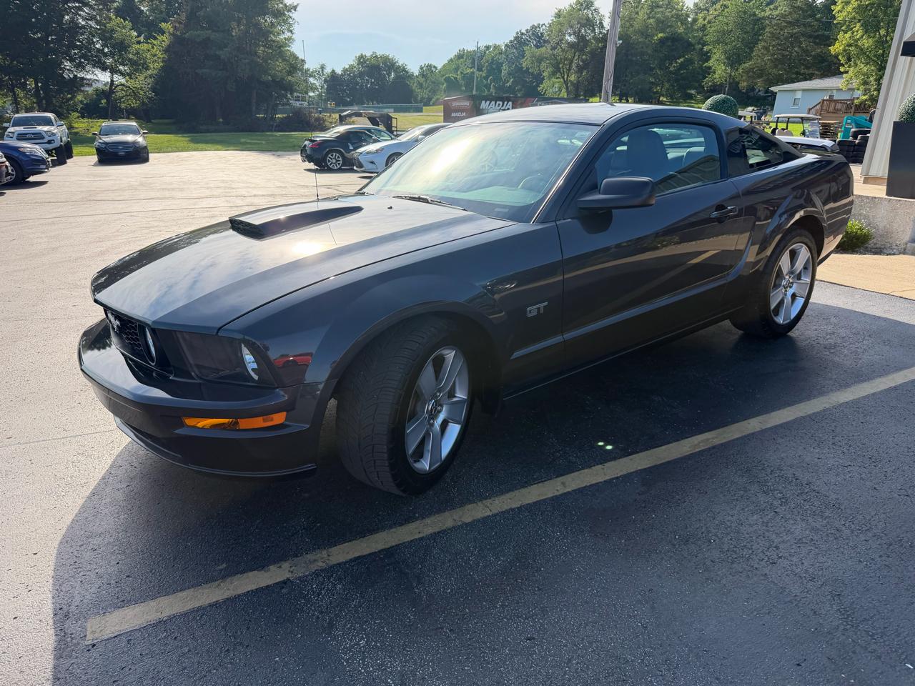 Ford Mustang 2dr Cpe GT Deluxe 2007