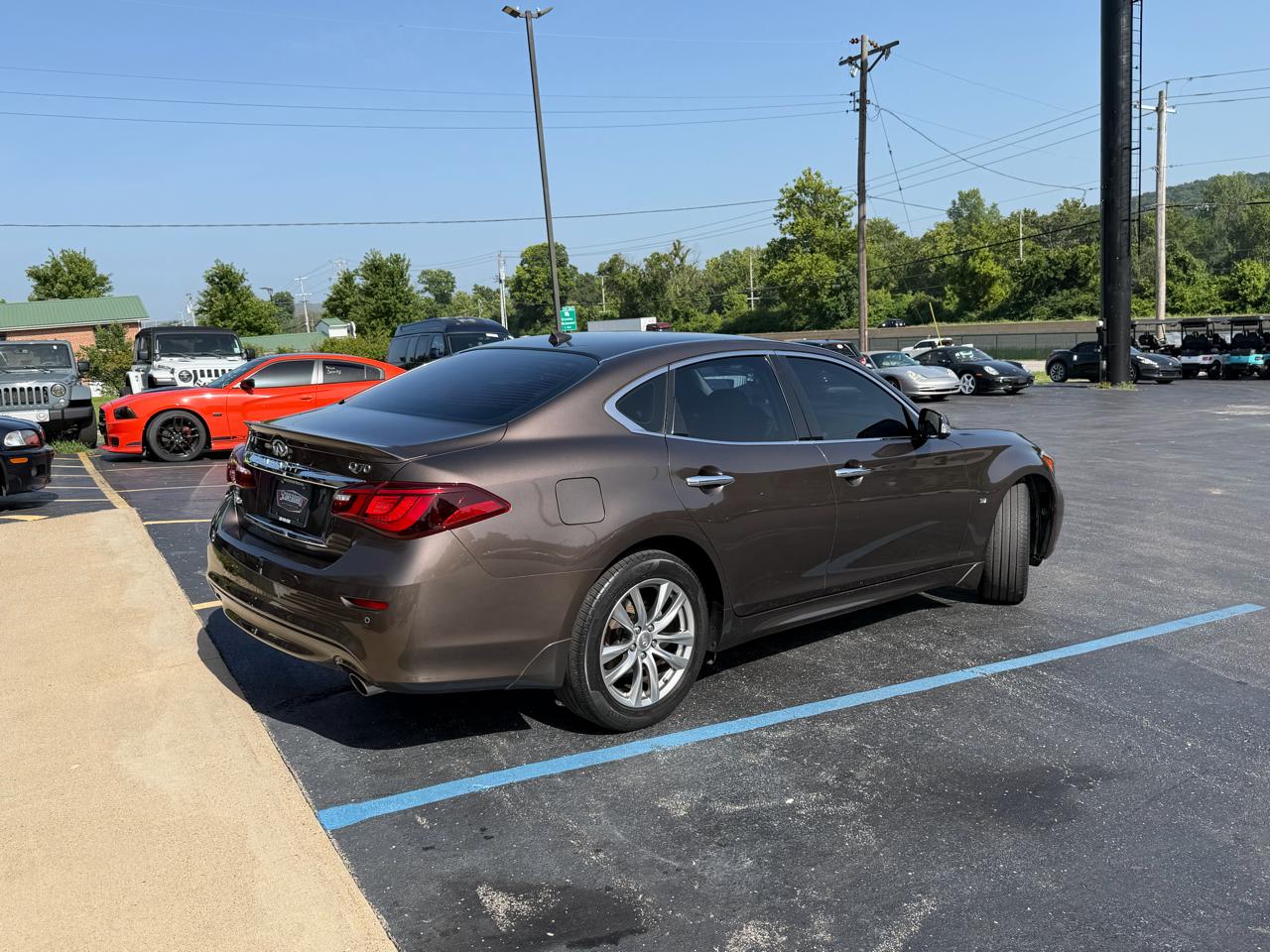 Infiniti Q70 4dr Sdn V6 AWD 2015