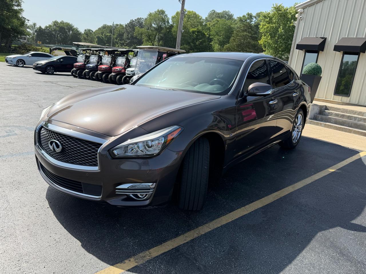 Infiniti Q70 4dr Sdn V6 AWD 2015