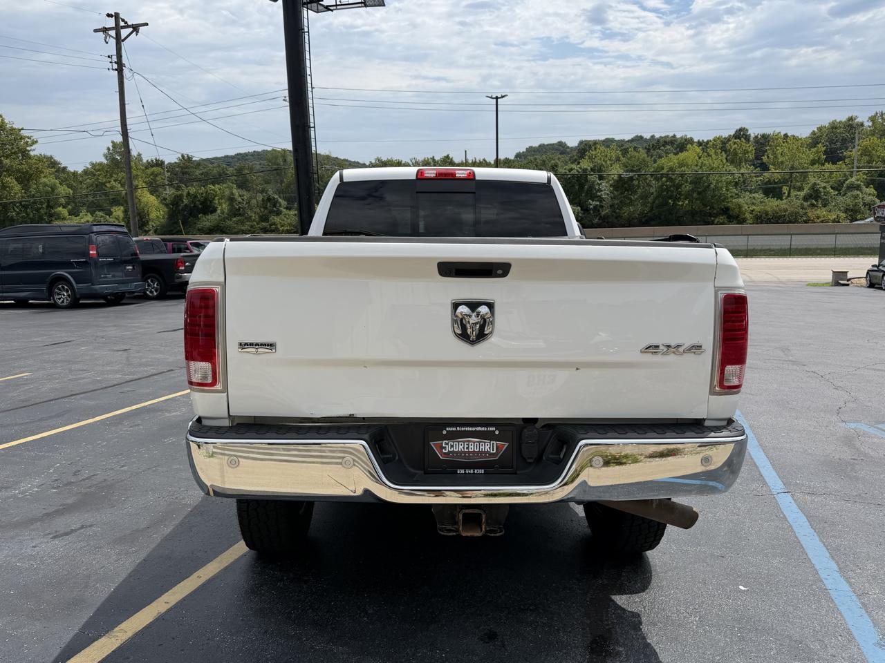 RAM 2500 Laramie 4x4 Mega Cab 6'4" Box 2018