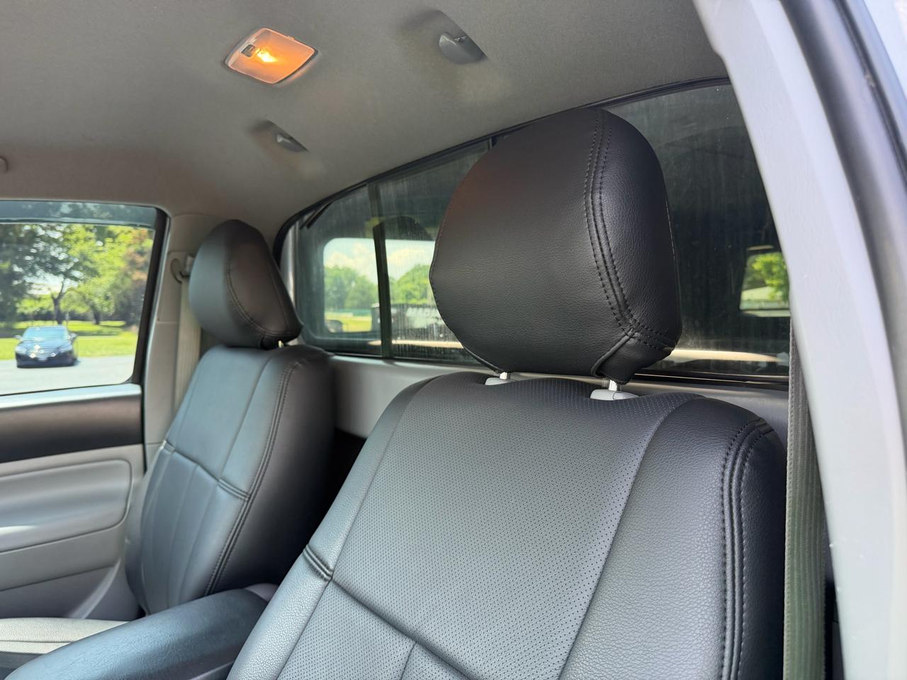 Toyota Tacoma  2014